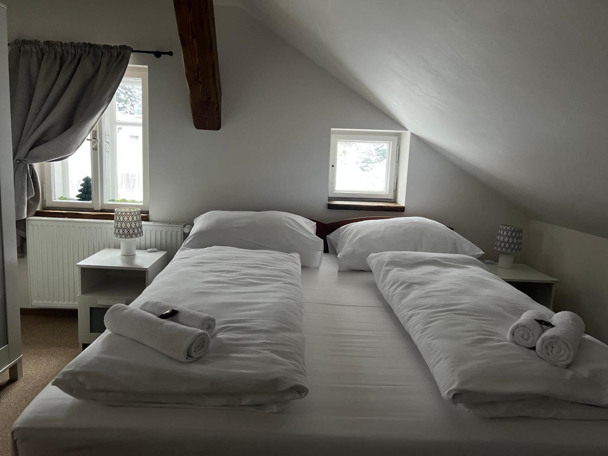 Hotel Lomnice Spindleruv Mlyn Bagian luar foto